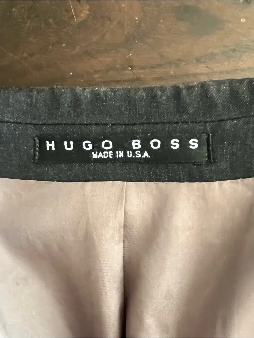 Hugo Boss Men's Two Piece Charcoal Gray Suit 36R W31 L30 Super 100 Wool Classic